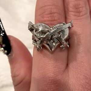 FRAGILE BASE Sacred Heart Crown of Thorns Ring — SIZE 8